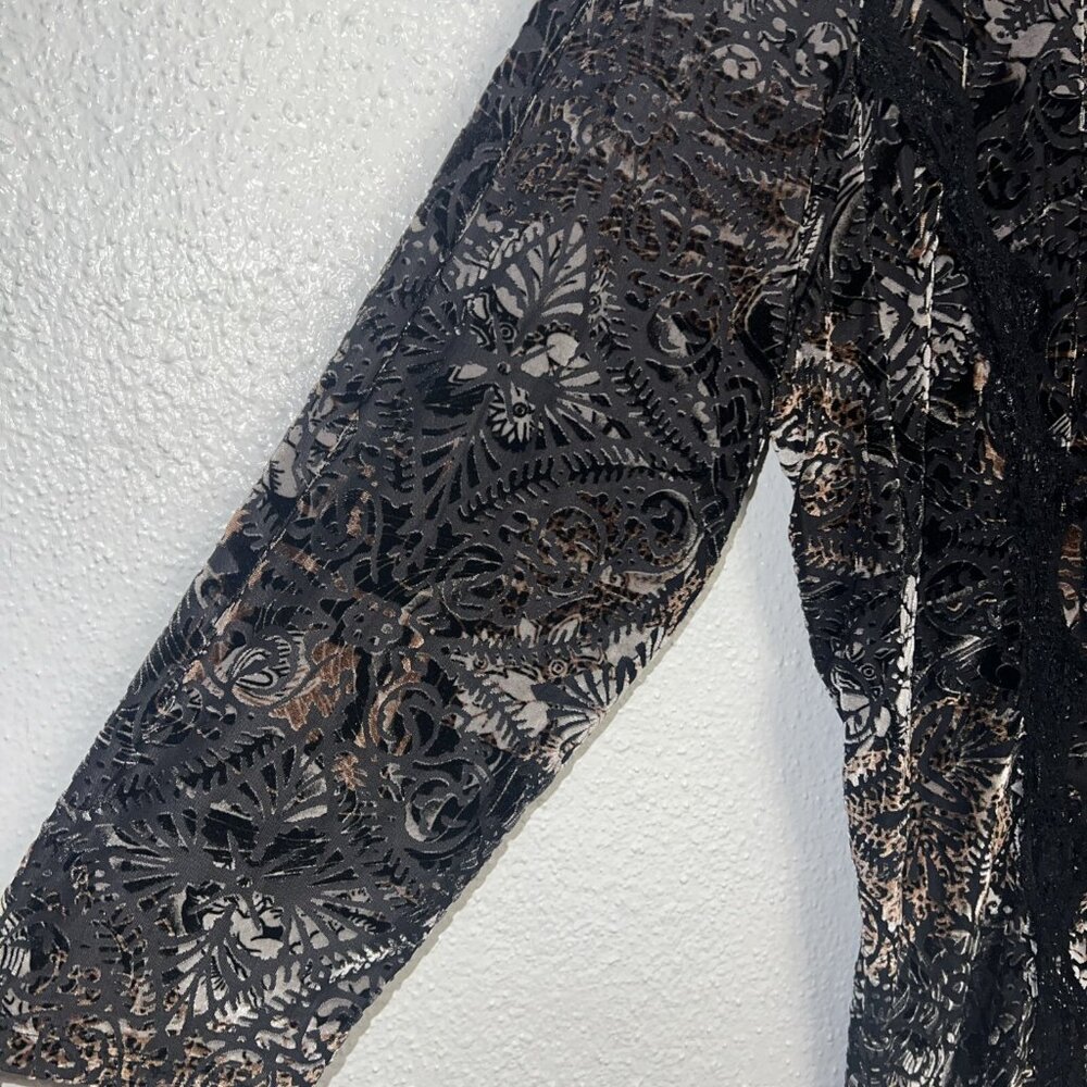 Roz & Ali Sheer Black Gold Lace 3/4Sleeve Blouse - Picture 3 of 13